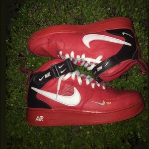 Nike Air Force 1 “University Red” Size 6.5 youth